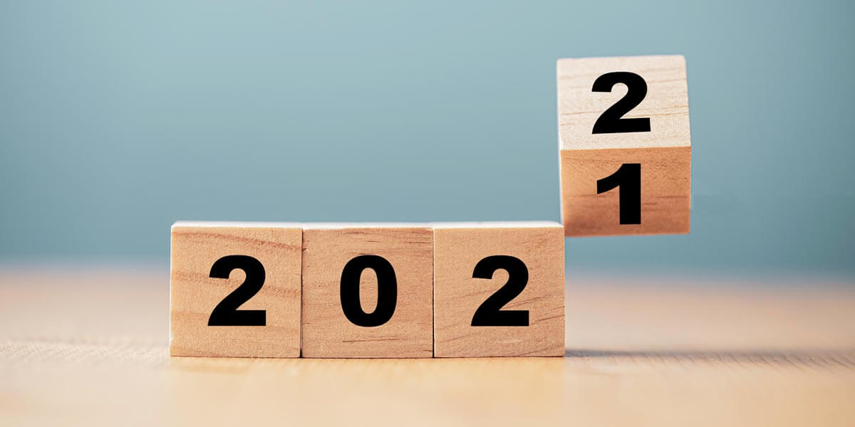 Blocks transititioning from 2021 to 2022 to show corporate sustainability trends leading into the new year.